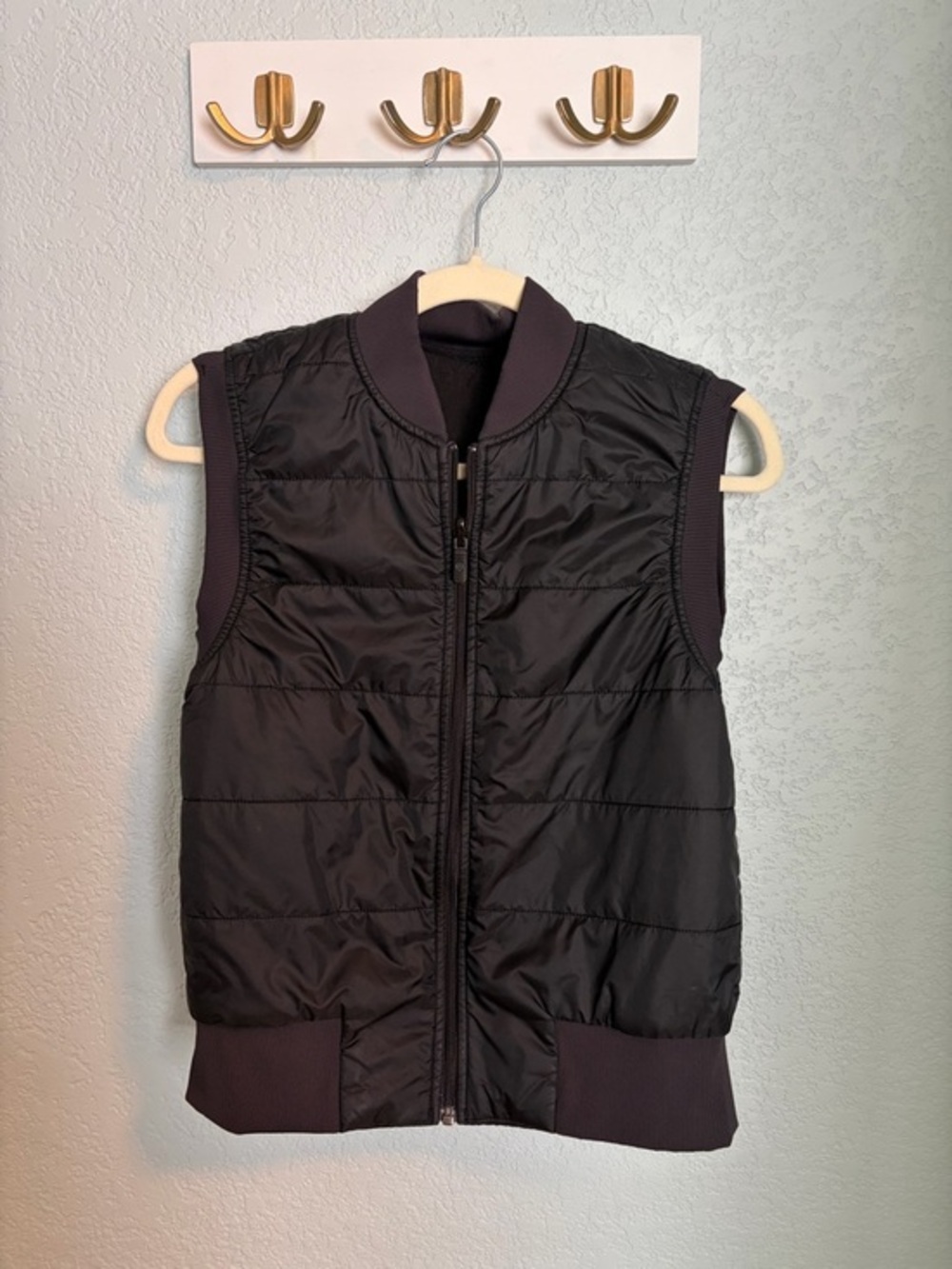 lululemon athletica Black Sleeveless Reversible Puffer Vest